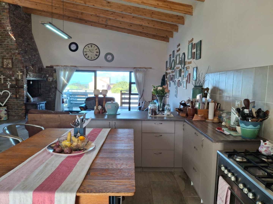 4 Bedroom Property for Sale in Kleinbaai Western Cape
